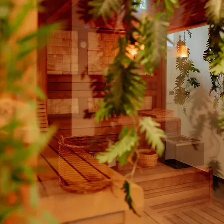 Stadthotel By Hackmann 4*