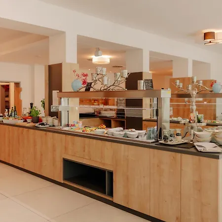 Stadthotel By Hackmann מלון 4*