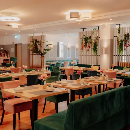 מלון Stadthotel By Hackmann בורקן