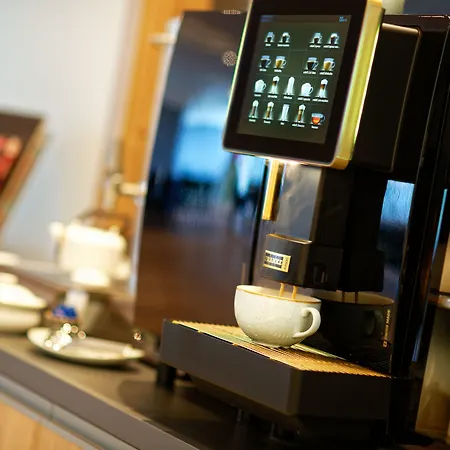 Stadthotel By Hackmann 4* بوركن