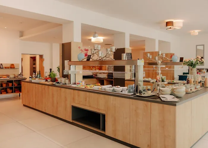 Stadthotel By Hackmann Szálloda 4*