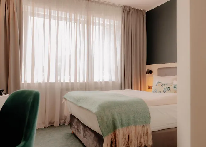 فندق Stadthotel By Hackmann 4*